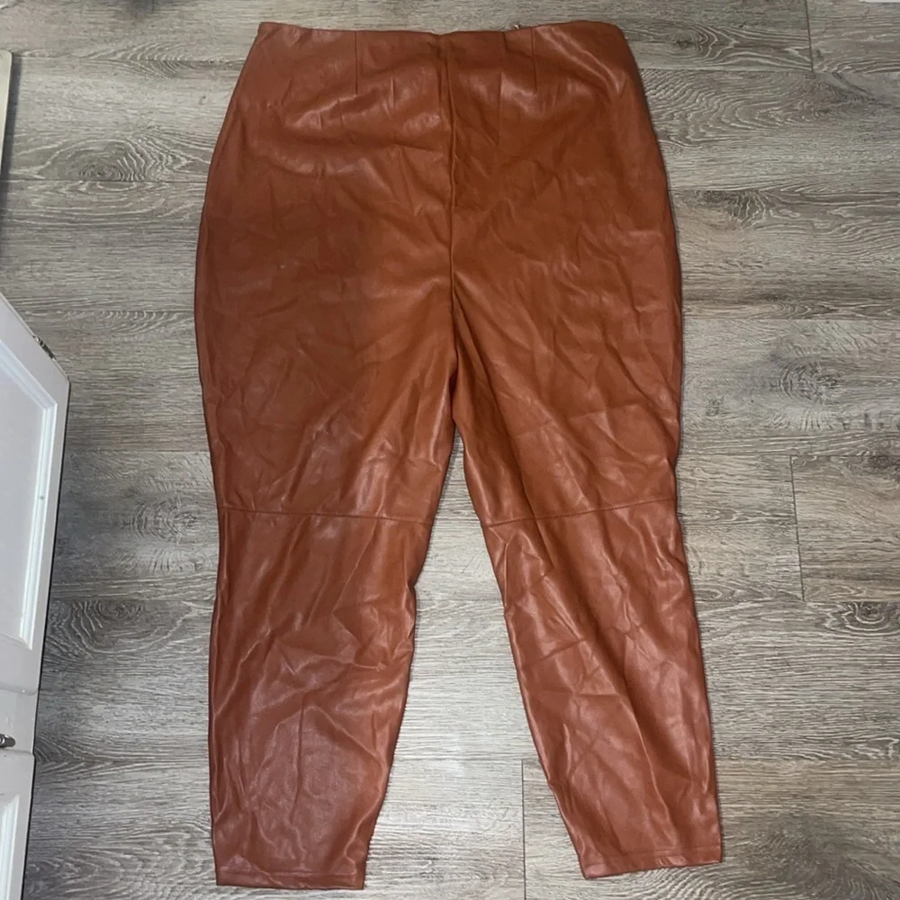Fabletics Vegan Leather Leggings With Side Zipper Mahogany Size 4x Plus Size